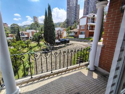 Casa de 4 alcobas en venta en El Poblado, Medellín, 300 m² · foto 9 de 20