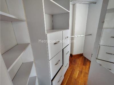 Casa de 4 alcobas en venta en El Poblado, Medellín, 300 m² · foto 11 de 20
