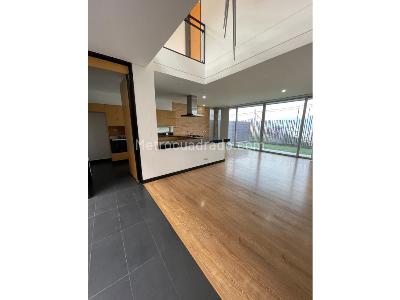 Casa de 4 alcobas en venta en Zuñiga, Envigado, 360 m² · foto 4 de 20