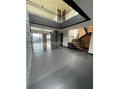 Casa de 4 alcobas en venta en Zuñiga, Envigado, 360 m² · foto 5 de 20