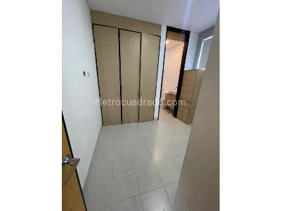 Casa de 4 alcobas en venta en Zuñiga, Envigado, 360 m² · foto 6 de 20