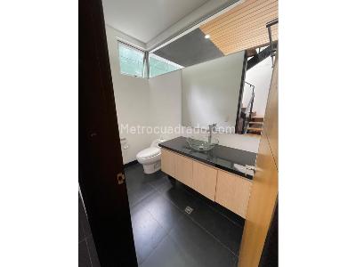 Casa de 4 alcobas en venta en Zuñiga, Envigado, 360 m² · foto 11 de 20