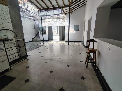 Casa en arriendo en Prado Centro, Medellín · foto 19 de 20