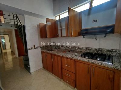 Apartamento de 4 alcobas en arriendo en El Velodromo, Medellín, 150 m² · foto 2 de 20