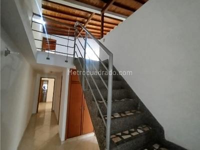 Apartamento de 4 alcobas en arriendo en El Velodromo, Medellín, 150 m² · foto 10 de 20