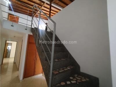 Apartamento de 4 alcobas en arriendo en El Velodromo, Medellín, 150 m² · foto 11 de 20