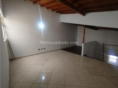 Apartamento de 4 alcobas en arriendo en El Velodromo, Medellín, 150 m² · foto 12 de 20