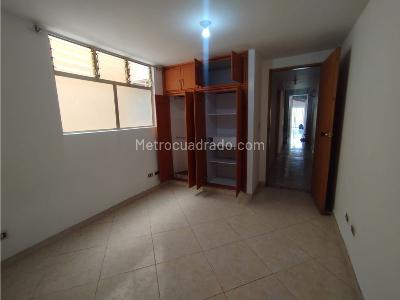Apartamento de 4 alcobas en arriendo en El Velodromo, Medellín, 150 m² · foto 14 de 20