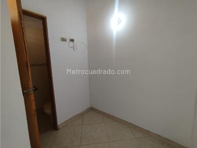 Apartamento de 4 alcobas en arriendo en El Velodromo, Medellín, 150 m² · foto 16 de 20