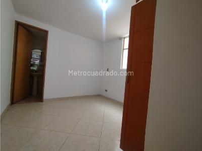 Apartamento de 4 alcobas en arriendo en El Velodromo, Medellín, 150 m² · foto 17 de 20