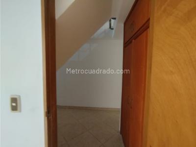 Apartamento de 4 alcobas en arriendo en El Velodromo, Medellín, 150 m² · foto 18 de 20