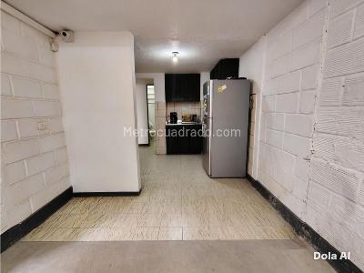 Casa de 5 alcobas en venta en Belen San Bernardo, Medellín, 170 m² · foto 9 de 13