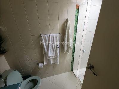 Casa de 4 alcobas en venta en Estadio, Medellín, 160 m² · foto 7 de 18