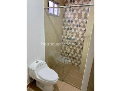 Apartamento de 3 alcobas en arriendo en La Castellana, Medellín, 144 m² · foto 13 de 14