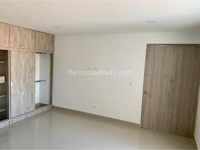 Apartamento de 3 alcobas en arriendo en La Castellana, Medellín, 144 m² · foto 4 de 14