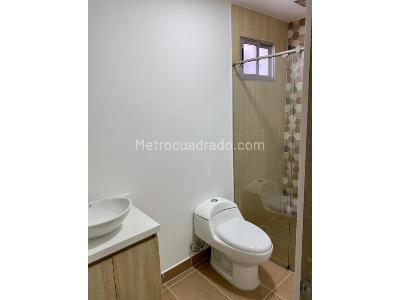 Apartamento de 3 alcobas en arriendo en La Castellana, Medellín, 144 m² · foto 6 de 14