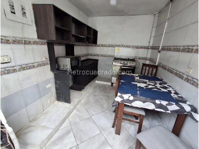 Casa de 5 alcobas en venta en Belen Los Alpes, Medellín, 270 m² · foto 4 de 15