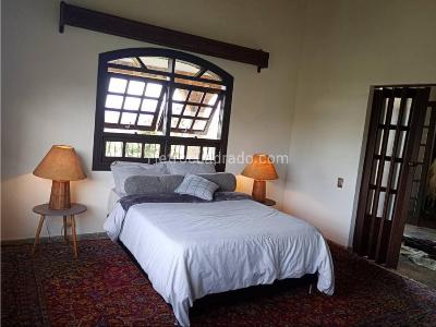 Casa de 5 alcobas en arriendo en Llano Grande, Rionegro, 420 m² · foto 15 de 20