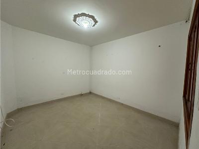 Casa en venta en Villa Paula, Itagüí · foto 3 de 13