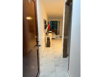 Apartamento en venta en Castropol, Medellín · foto 5 de 14