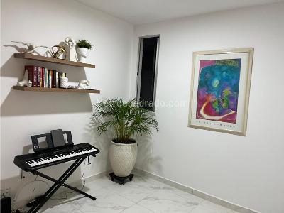 Apartamento en venta en Castropol, Medellín · foto 8 de 14