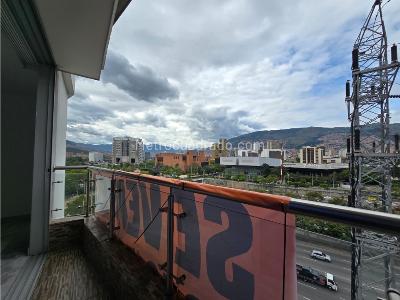 Apartamento de 3 alcobas en venta en Conquistadores, Medellín, 107 m² · foto 9 de 20