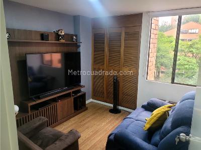 Apartamento en venta en El Poblado, Medellín · foto 4 de 8