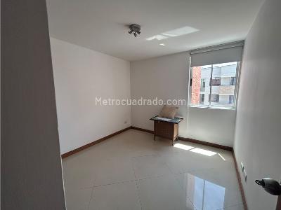 Apartamento de 3 alcobas en arriendo en Laureles, Medellín, 100 m² · foto 7 de 19