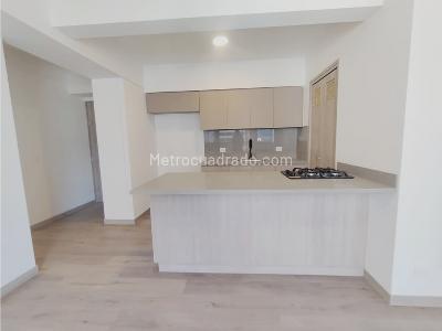 Apartamento de 3 alcobas en arriendo en Ciudad Del Rio, Medellín, 75 m² · foto 2 de 15
