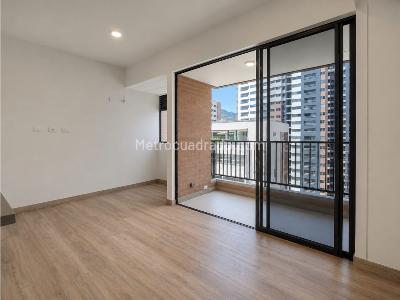 Apartamento de 3 alcobas en arriendo en Ciudad Del Rio, Medellín, 75 m² · foto 3 de 15