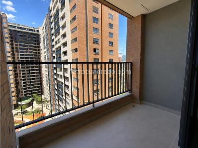 Apartamento de 3 alcobas en arriendo en Ciudad Del Rio, Medellín, 75 m² · foto 4 de 15