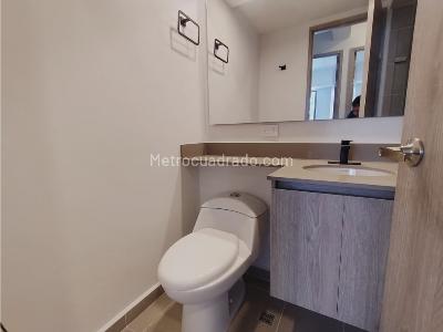 Apartamento de 3 alcobas en arriendo en Ciudad Del Rio, Medellín, 75 m² · foto 7 de 15
