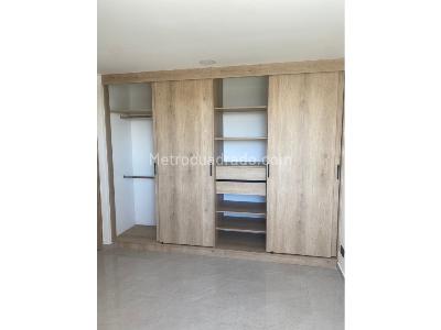 Apartamento de 3 alcobas en venta en Barro Blanco, Rionegro, 74 m² · foto 7 de 17