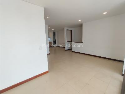 Apartamento de 3 alcobas en arriendo en El Poblado, Medellín, 138 m² · foto 10 de 20