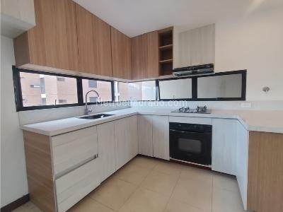 Apartment for rent in El Poblado, Medellín