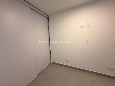 Apartamento de 3 alcobas en arriendo en Los Parra, Medellín, 75 m² · foto 10 de 13