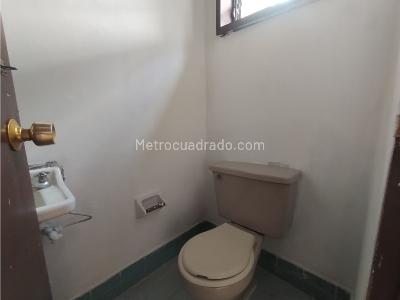 Casa de 4 alcobas en venta en Prado Centro, Medellín, 198 m² · foto 9 de 18