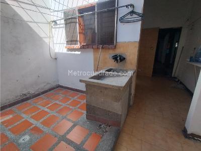 Casa de 4 alcobas en venta en Prado Centro, Medellín, 198 m² · foto 11 de 18
