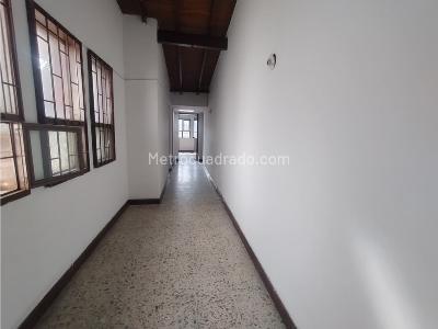 Casa de 4 alcobas en venta en Prado Centro, Medellín, 198 m² · foto 14 de 18