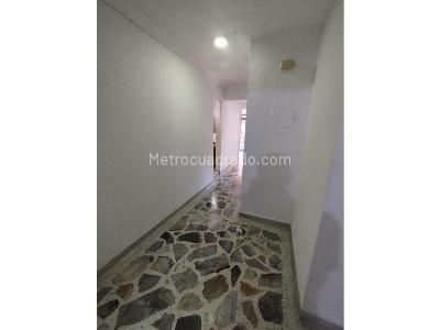 Apartamento de 2 alcobas en arriendo en Laureles, Medellín, 65 m² · foto 4 de 13