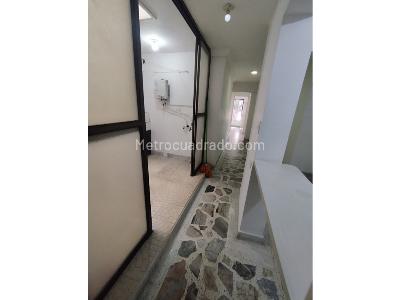 Apartamento de 2 alcobas en arriendo en Laureles, Medellín, 65 m² · foto 12 de 13