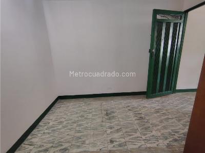 Apartaestudio en arriendo en El Chagualo, Medellín, 30 m² · foto 3 de 8