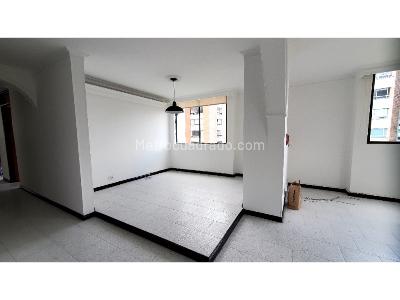 Apartamento de 4 alcobas en arriendo en Los Parra, Medellín, 130 m² · foto 2 de 20