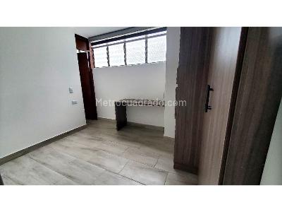 Apartamento de 4 alcobas en arriendo en Los Parra, Medellín, 130 m² · foto 10 de 20