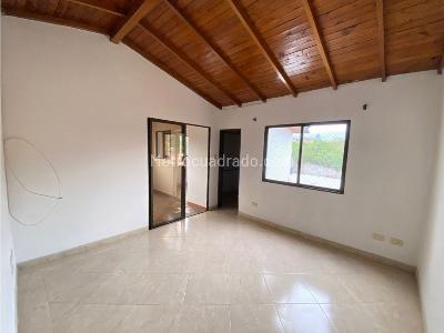 Apartamento de 4 alcobas en arriendo en Belen, Medellín, 130 m² · foto 13 de 13