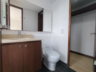 Apartamento de 2 alcobas en arriendo en Loma Del Indio, Medellín, 68 m² · foto 16 de 18