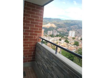 Apartamento de 3 alcobas en venta en Amazonia, Bello, 58 m² · foto 2 de 13