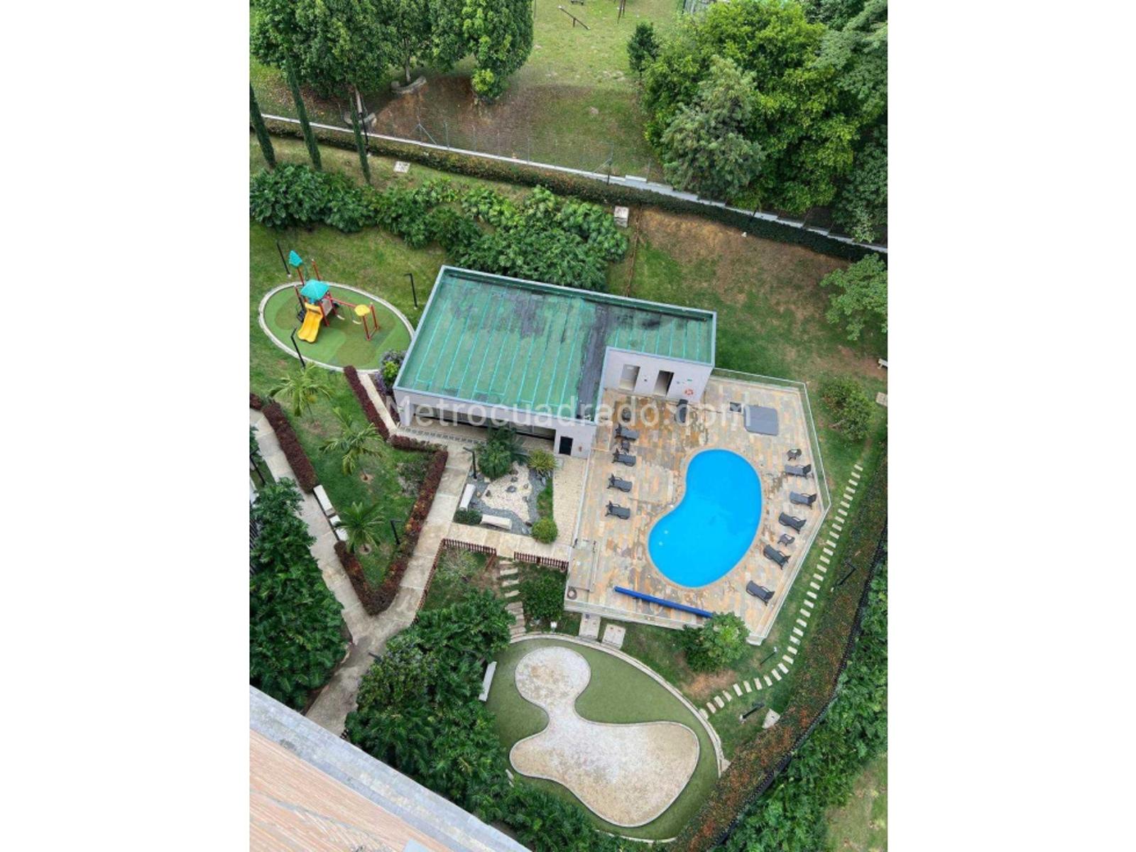 Apartamento de 3 habitaciones en venta en El Poblado, Medellín — imagen 1 de 20