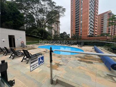 Apartamento de 3 alcobas en venta en El Poblado, Medellín, 109 m² · foto 7 de 20