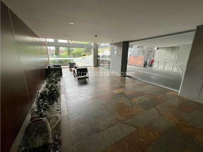 Apartamento de 3 alcobas en venta en El Poblado, Medellín, 109 m² · foto 11 de 20